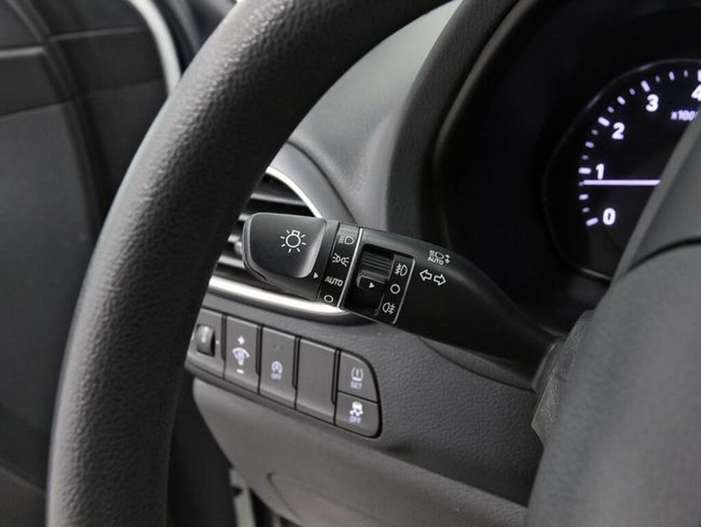 Hyundai i30 1.5 DPI Essence Segunda mano