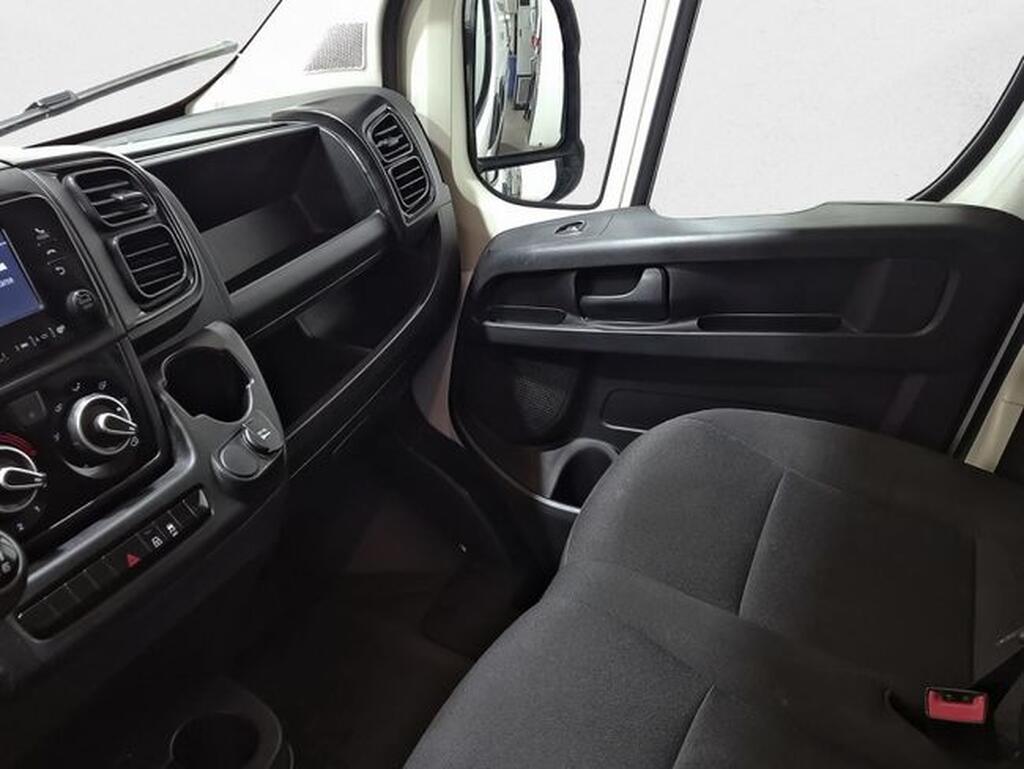 Fiat Ducato FG 2.2 MULTIJET 140CV 33 L2H2 4P Segunda mano