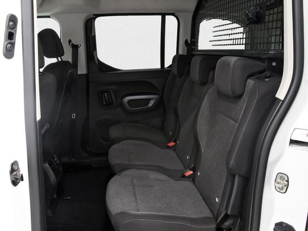Opel Combo 100 Cv 1.5 Td S/S MT6 €6.4 Segunda mano