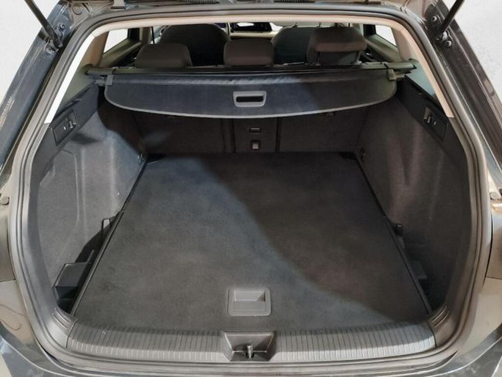 Volkswagen Golf Life 2.0 TDI 85kW (115CV) Variant Segunda mano