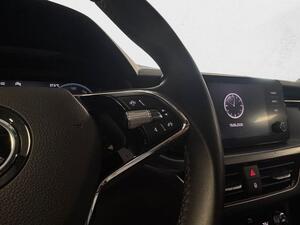 Skoda Kamiq 1.0 TSI 81kW (110CV) STYLE 10