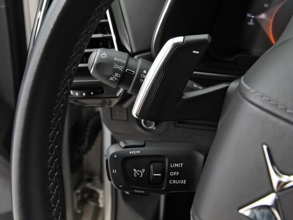 DS DS 7 BlueHDi 130 Automático RIVOLI Segunda mano