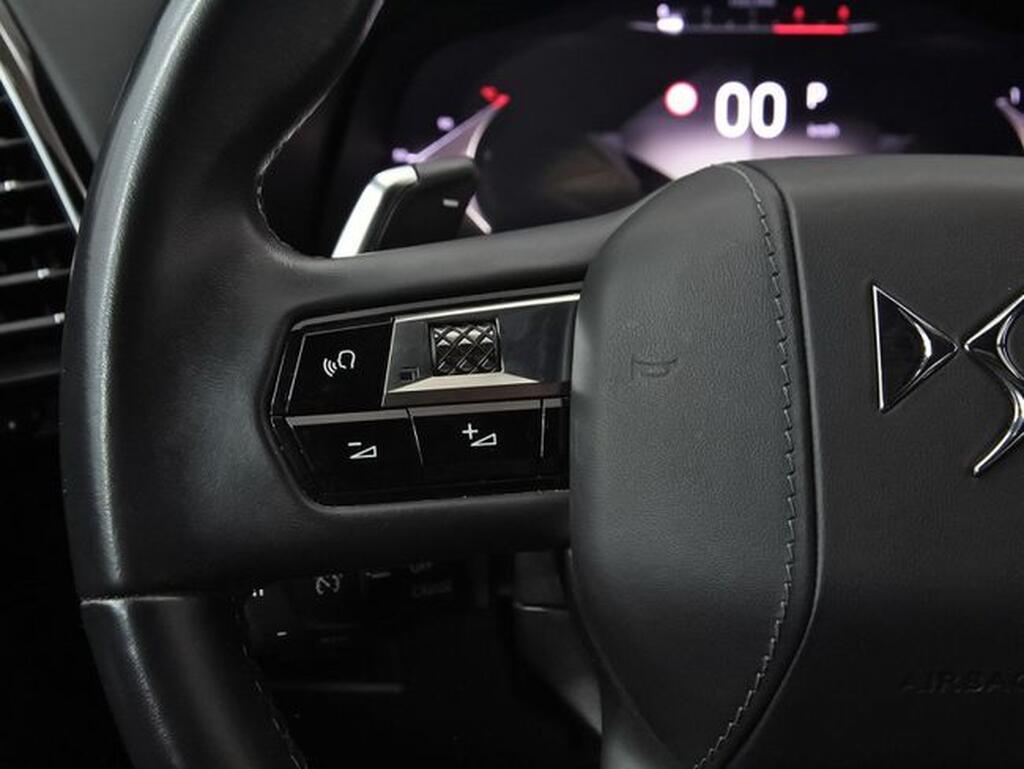 DS DS 7 BlueHDi 130 Automático RIVOLI Segunda mano