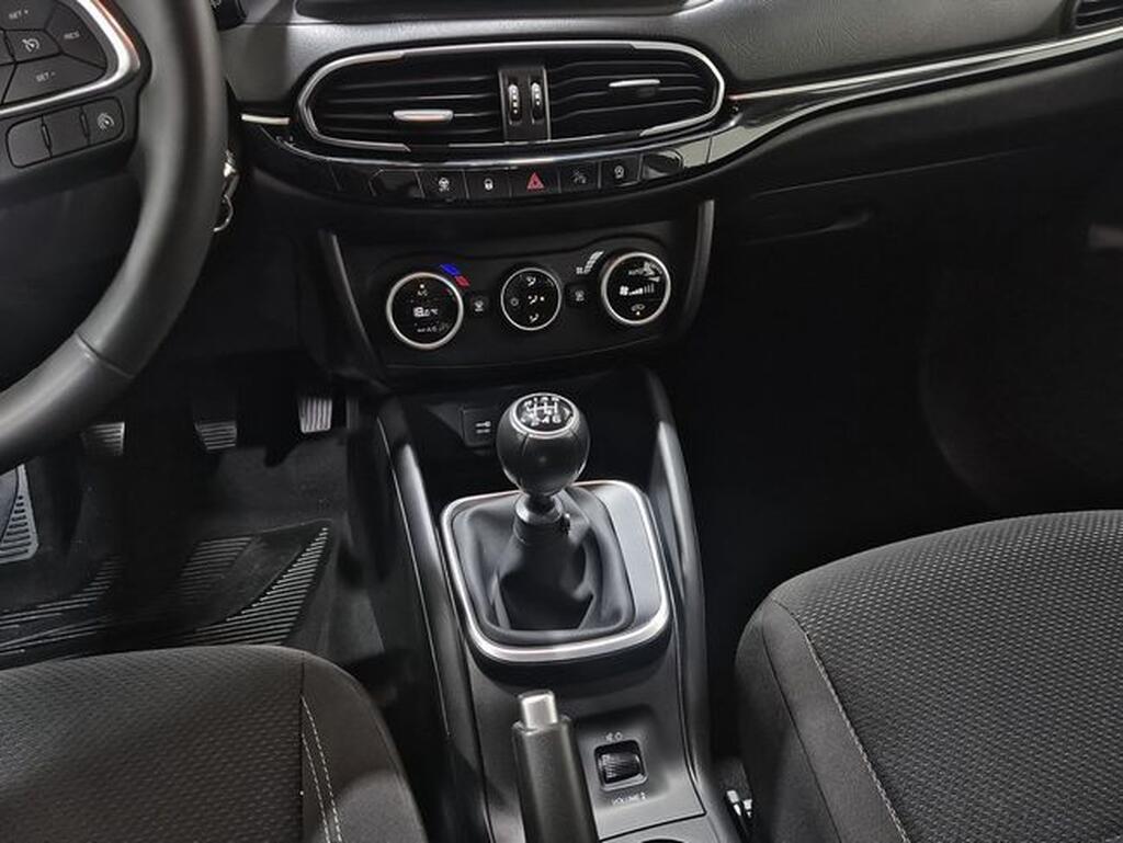 Fiat Tipo 1.6 MULTIJET CITY LIFE 5P Segunda mano