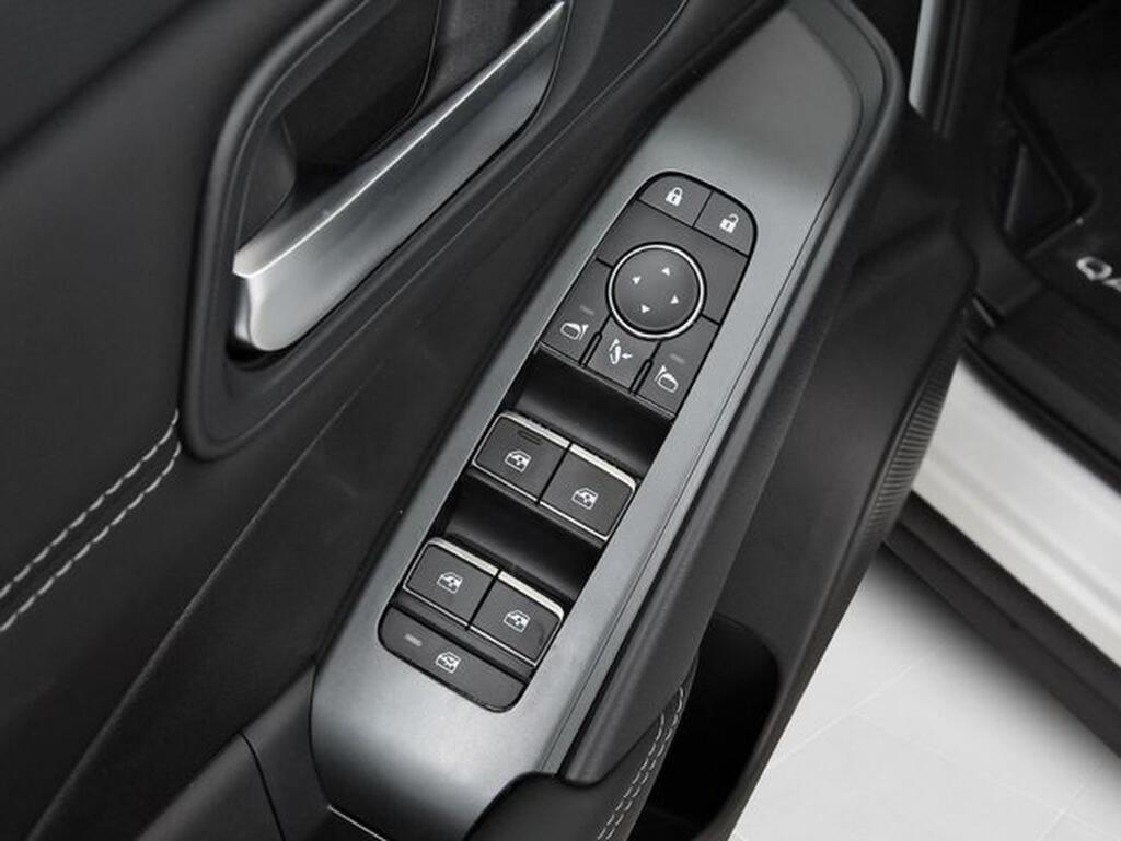Nissan Qashqai DIG-T 103kW N-Connecta Km0