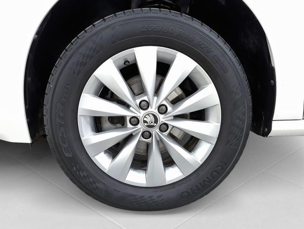 Skoda Kamiq 1.0 TSI 70kW (95CV) Emotion Segunda mano