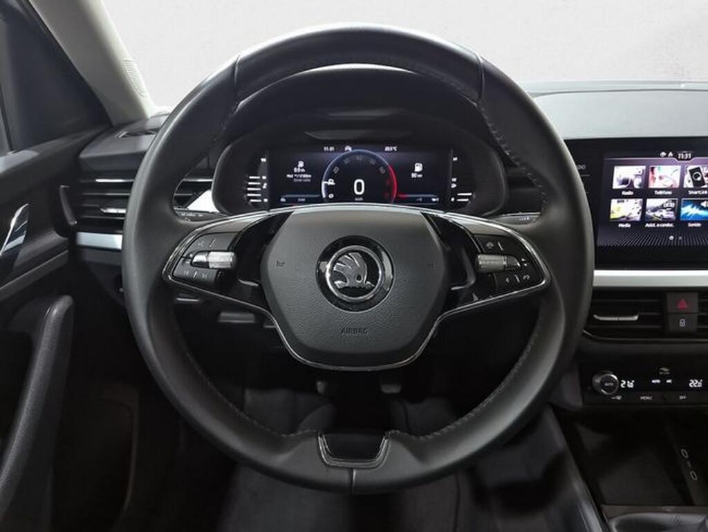 Skoda Kamiq 1.0 TSI 70kW (95CV) Emotion Segunda mano