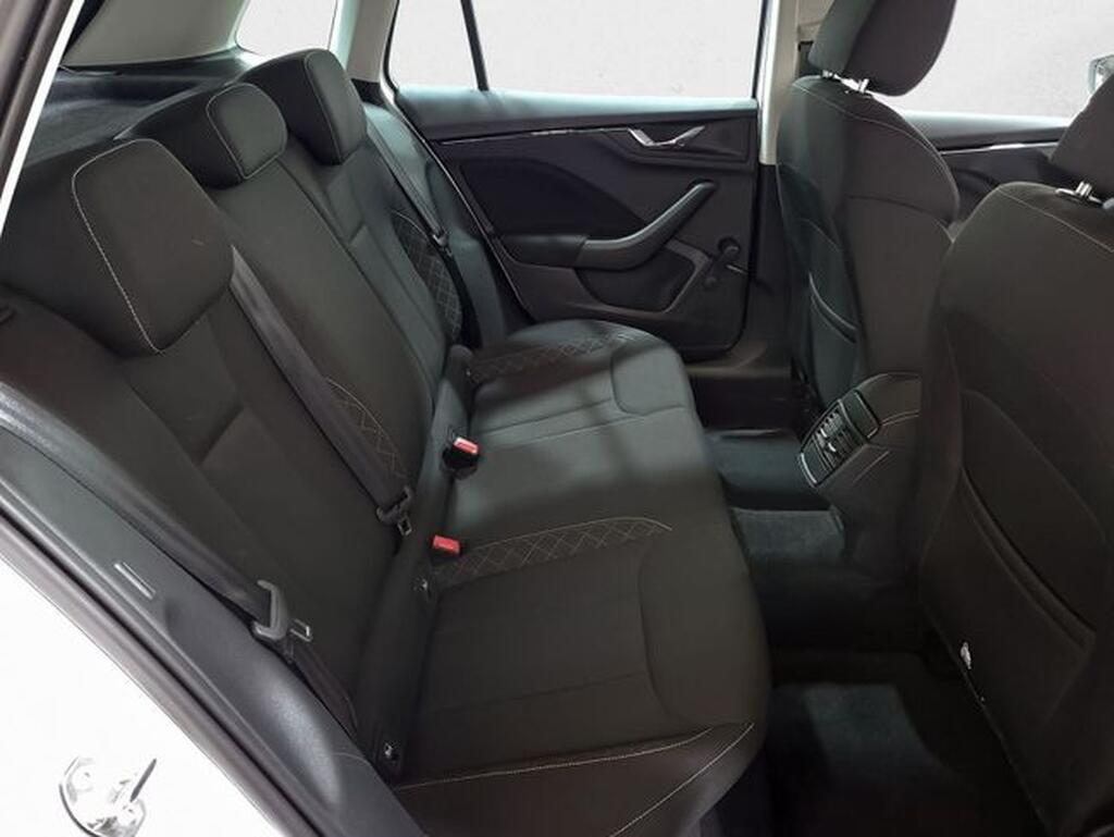 Skoda Kamiq 1.0 TSI 70kW (95CV) Emotion Segunda mano