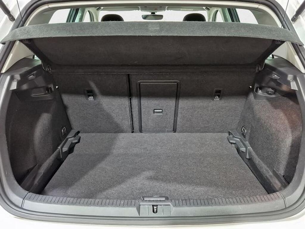 Volkswagen Golf Sport R-Line 1.5 TSI 110kW (150CV) DSG Segunda mano