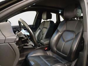 Porsche Macan Macan 13
