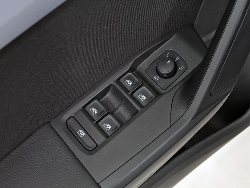 SEAT Arona 1.0 TSI 85kW (115CV) DSG FR XM Segunda mano