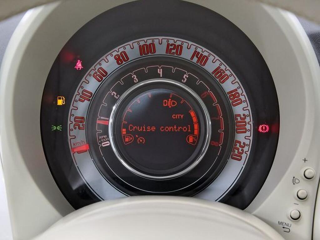 Fiat 500 Dolcevita 1.0 Hybrid 51KW (70 CV) Segunda mano