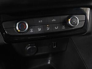 Opel Corsa 1.2T XHL 100 EDITION 5P 27