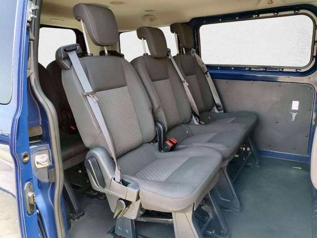 Ford Transit Custom 2.0 TDCI 130CV 320 TREND KOMBI SWB HEV 4P 9 PLAZAS Segunda mano