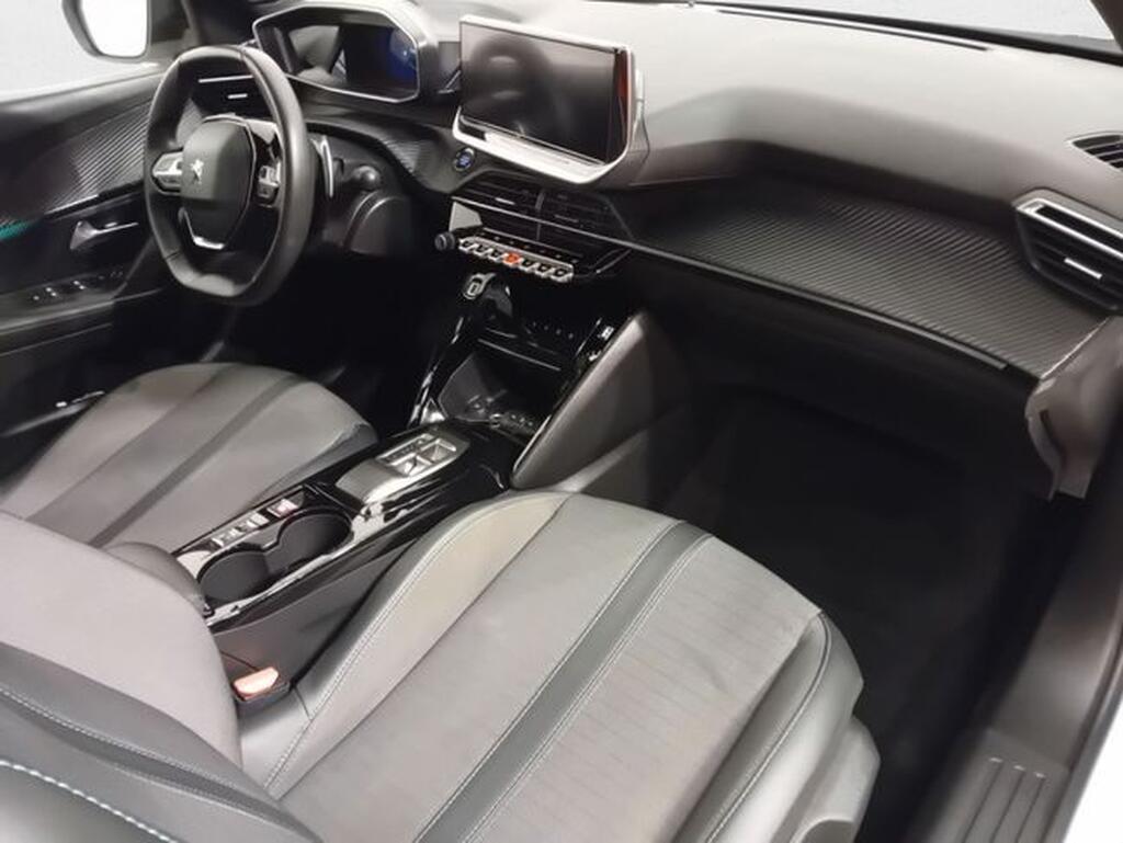 Peugeot 2008 Allure Pack BlueHDI 130 S&S EAT8 Segunda mano