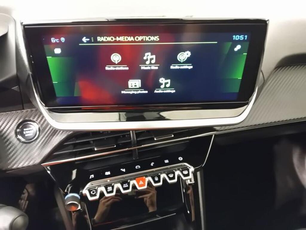 Peugeot 2008 Allure Pack BlueHDI 130 S&S EAT8 Segunda mano