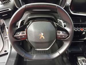Peugeot 2008 ALLURE PACK 1.5 BLUEHDI 130 CV AUTO S&S 5P 7