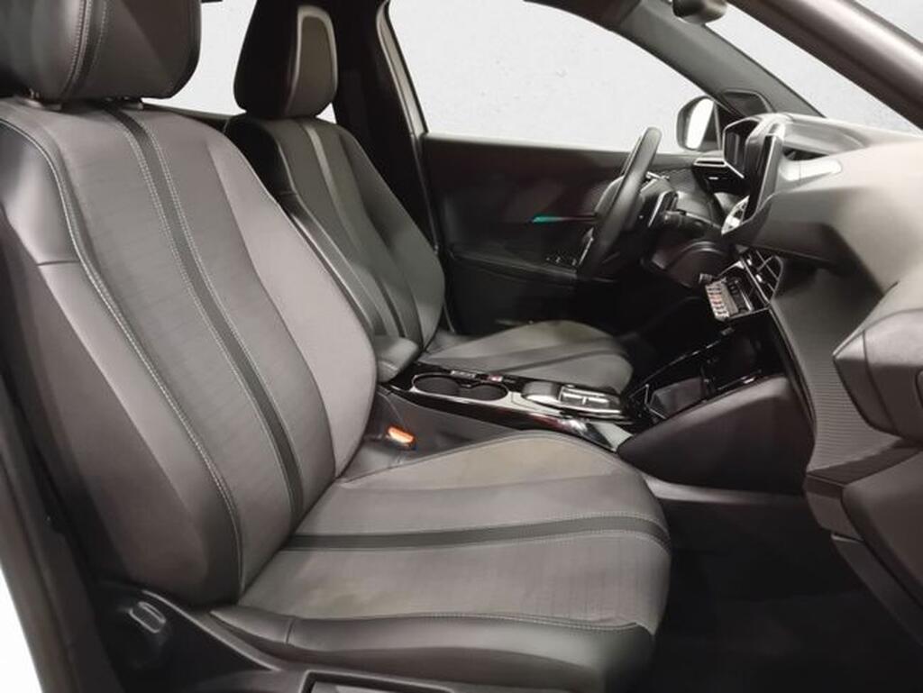 Peugeot 2008 Allure Pack BlueHDI 130 S&S EAT8 Segunda mano