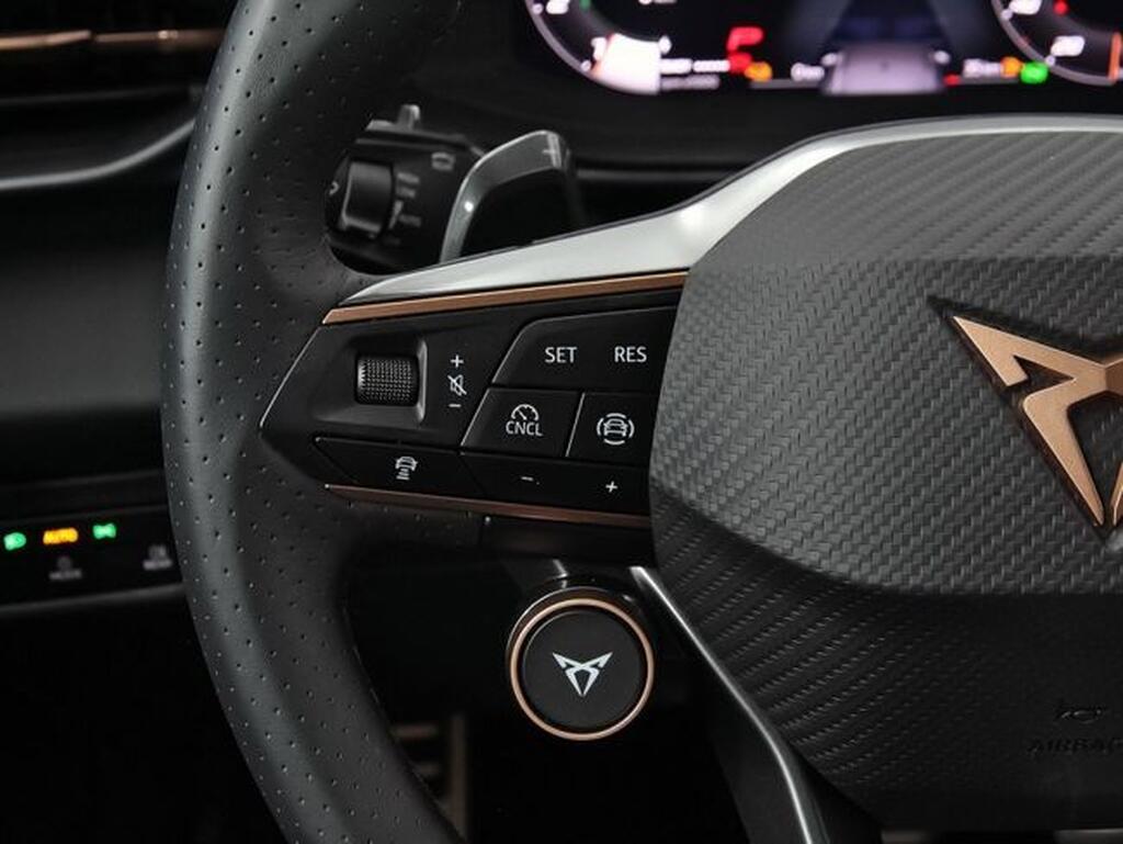 CUPRA Terramar 1.5 TSI e-Hybrid 150kW (204 CV) DSG Segunda mano