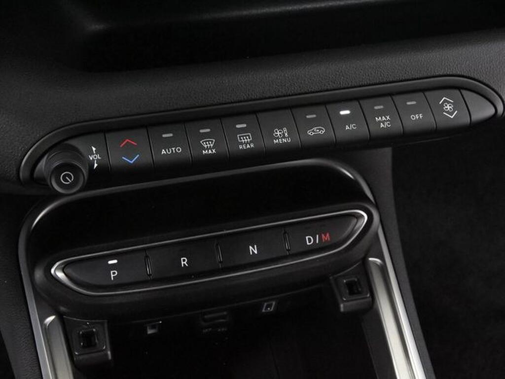 Jeep Avenger 1.2 eHybrid 74kW (100CV) Altitude Segunda mano