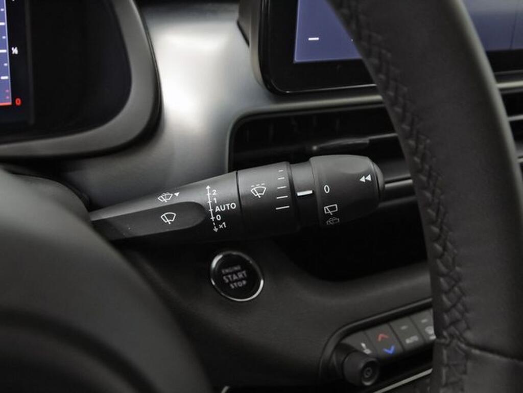 Jeep Avenger 1.2 eHybrid 74kW (100CV) Altitude Segunda mano