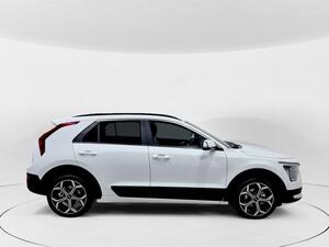Kia Niro 1.6 GDI HEV CONCEPT 5P 3