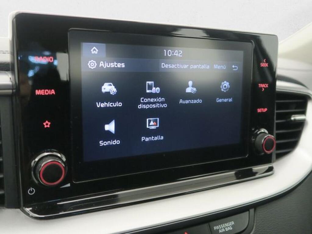 Kia XCeed 1.0 T-GDi Concept 88kW (120CV) 16