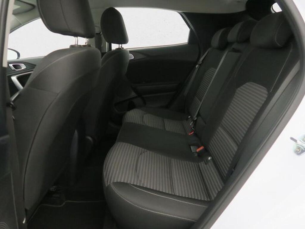 Kia XCeed 1.0 T-GDi Concept 88kW (120CV) 20