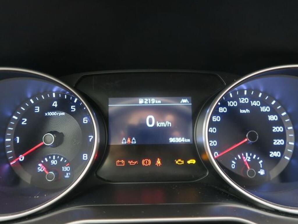 Kia XCeed 1.0 T-GDi Concept 88kW (120CV) 10