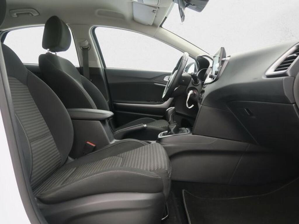 Kia XCeed 1.0 T-GDi Concept 88kW (120CV) 22