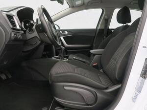 Kia XCeed 1.0 T-GDi Concept 88kW (120CV) 12