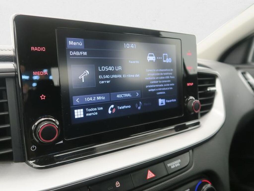 Kia XCeed 1.0 T-GDi Concept 88kW (120CV) 13