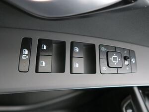 Kia Niro 1.6 GDi HEV 102kW (139CV) Emotion 12