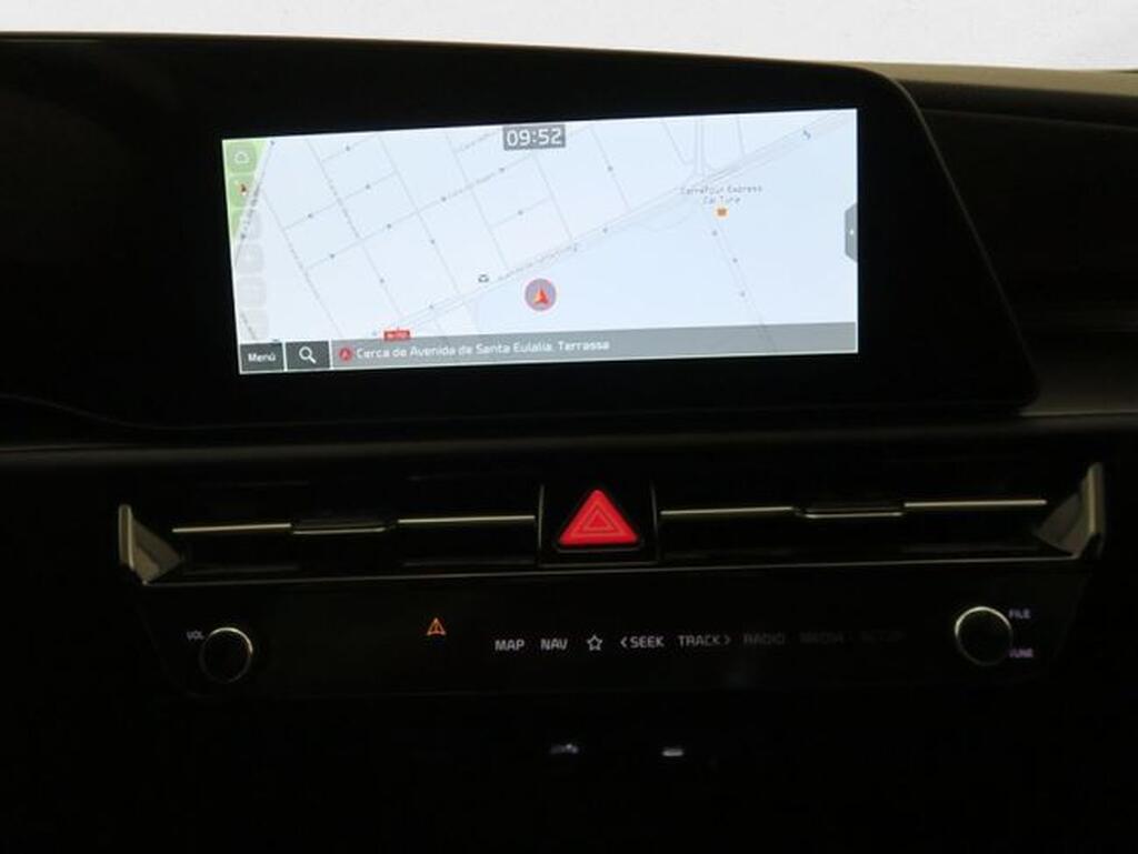 Kia Niro 1.6 GDi HEV 102kW (139CV) Emotion 15