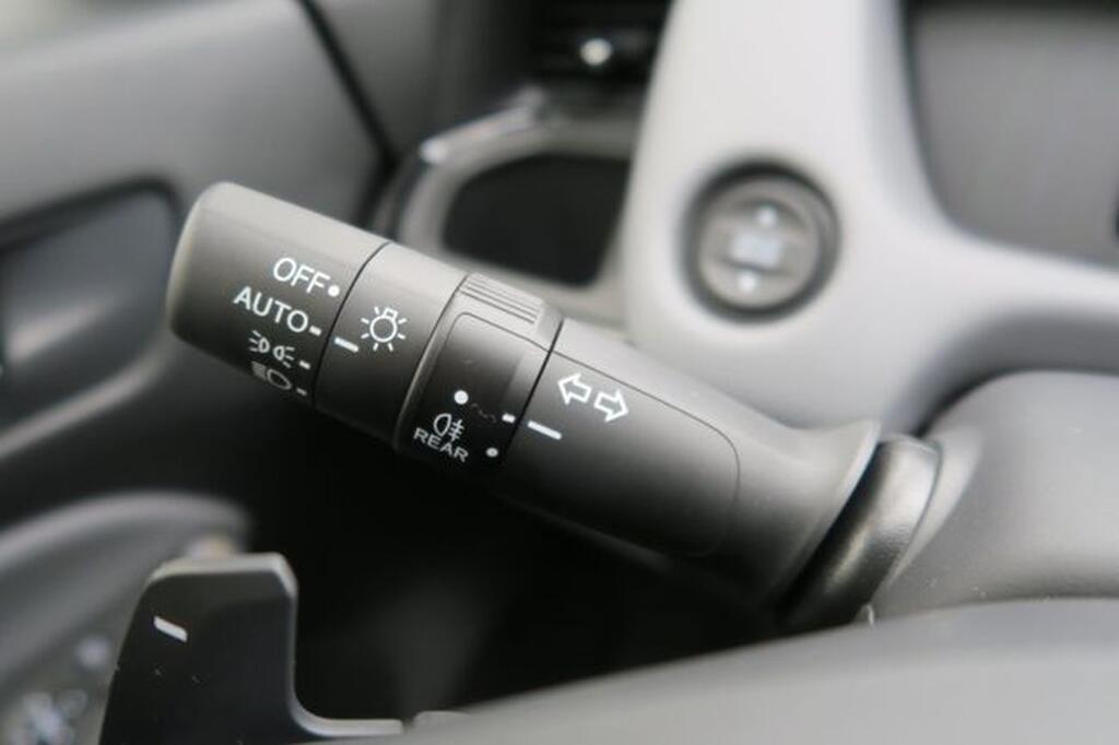 Honda Jazz 1.5 i-MMD SPORT Km0