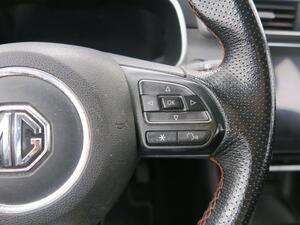 MG ZS 1.0T Luxury 16