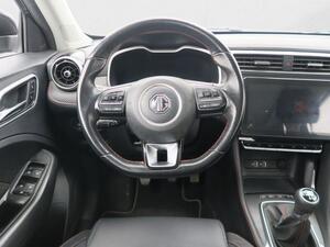 MG ZS 1.0T Luxury 18