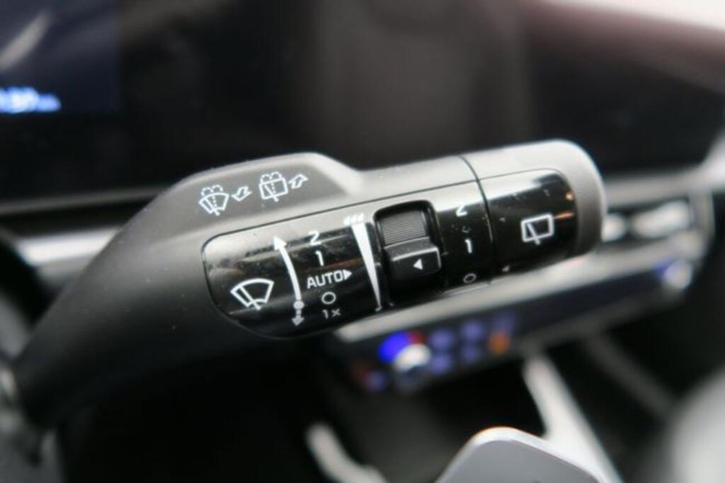 Kia Niro 1.6 GDi PHEV 126kW (171CV) Emotion Segunda mano