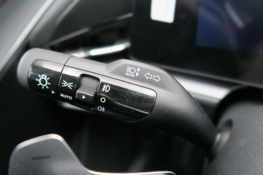 Kia Niro 1.6 GDi PHEV 126kW (171CV) Emotion Segunda mano