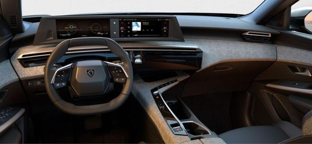 Peugeot 5008 1.6 143KW Allure e-DCS7 8