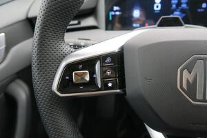MG MGS5 EV 64kWh Luxury 12