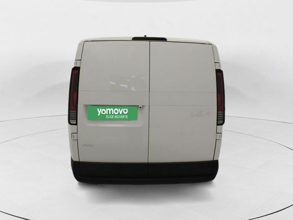 Kia PV5 Passenger Furgoneta BEV 71KWH L2H1 PLUS AUTO 163 4P Segunda mano