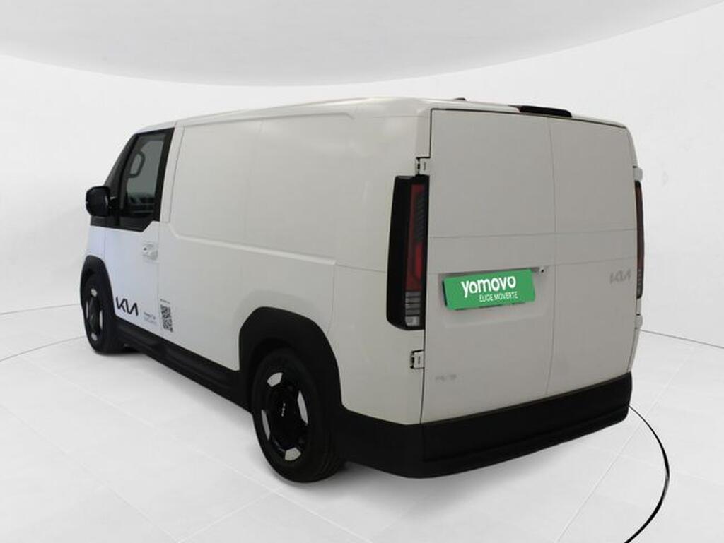 Kia PV5 Passenger Furgoneta BEV 71KWH L2H1 PLUS AUTO 163 4P Segunda mano