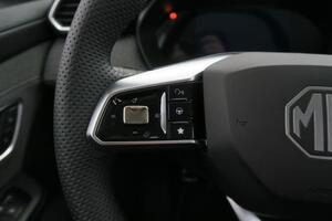 MG ZS Hybrid+ Comfort 13