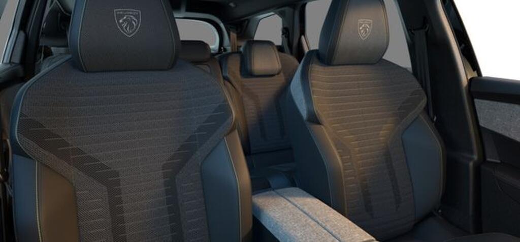 Peugeot 5008 1.2 107KW GT eDCS6 6