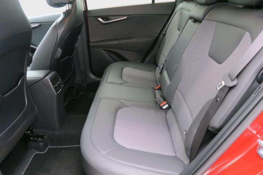 Kia Niro 1.6 GDi HEV 95kW (129CV) Drive Segunda mano