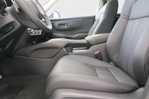 Honda ZR-V 2.0 i-MMD 4x2 Advance CVT 18