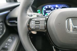 Honda ZR-V 2.0 i-MMD 4x2 Advance CVT 13