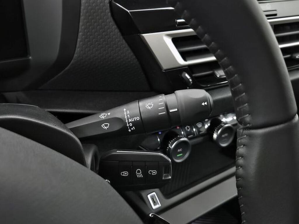 Citroën C4 Hybrid 136 e-DCS6 Plus Segunda mano