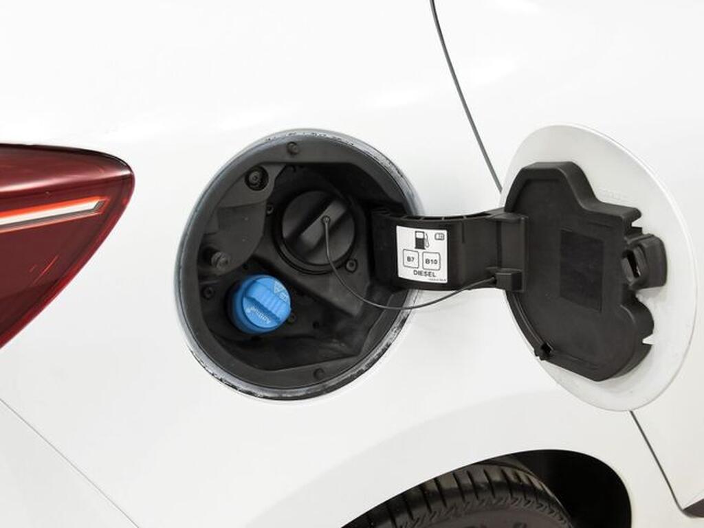 Renault Clio Business Blue dCi 63 kW (85CV) Segunda mano